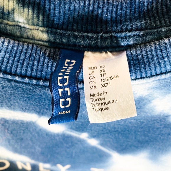 H&M tie dyed sweatshirt - Picture 9 of 9